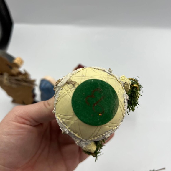 Vintage Lot 5 Christmas Santa Claus Figurines Primitive Old World Wooden Plush - Picture 10 of 14